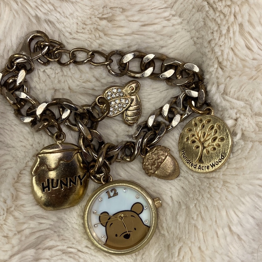 Rare Vintage 1980s Disney Winnie the Pooh Ladies' Charm Bracelet Watch